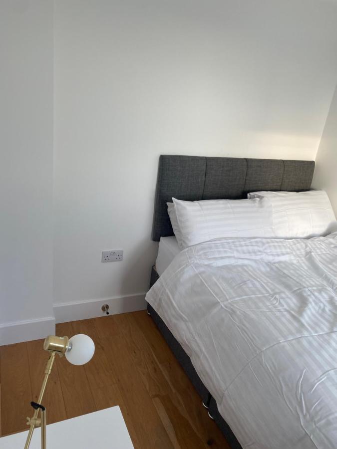 Morden 1 Bedroom City- Apt Central Stylish Living Croydon Zewnętrze zdjęcie