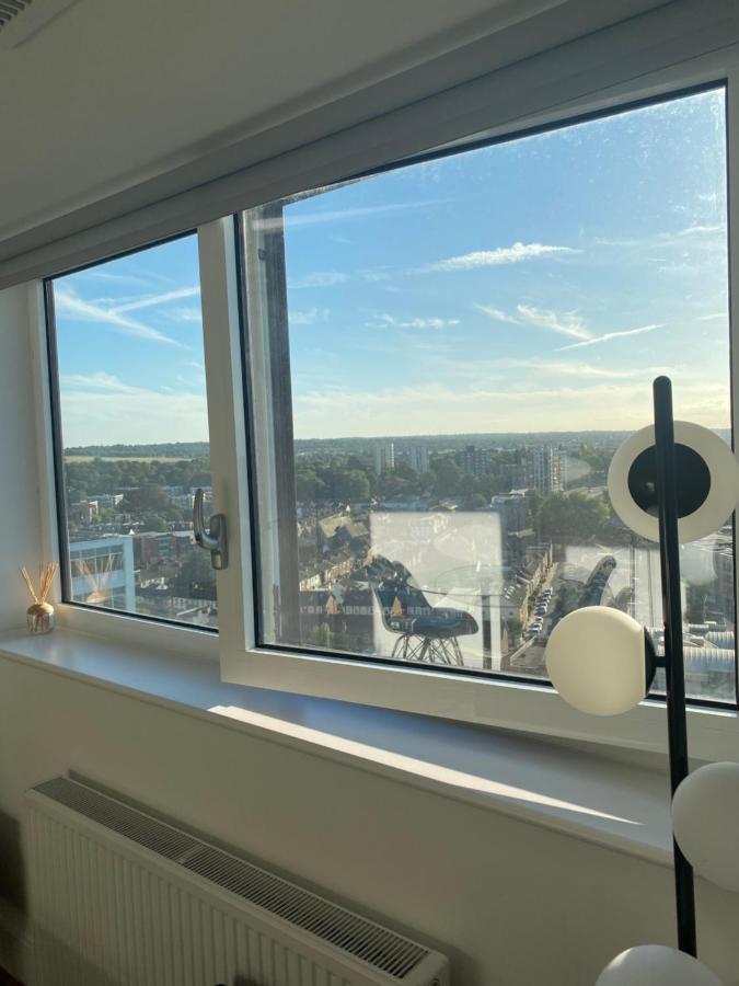 Morden 1 Bedroom City- Apt Central Stylish Living Croydon Zewnętrze zdjęcie